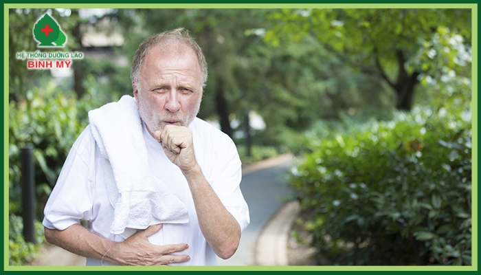 Nguyên nhân gây viêm phổi ở người già là gì?