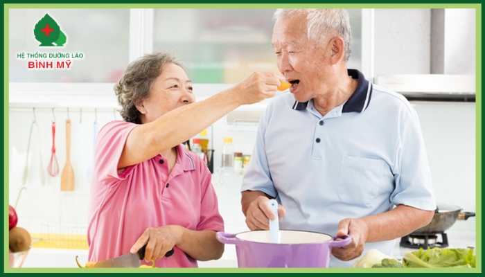 Những điều cần chú ý trong chế độ dinh dưỡng ở người cao tuổi
