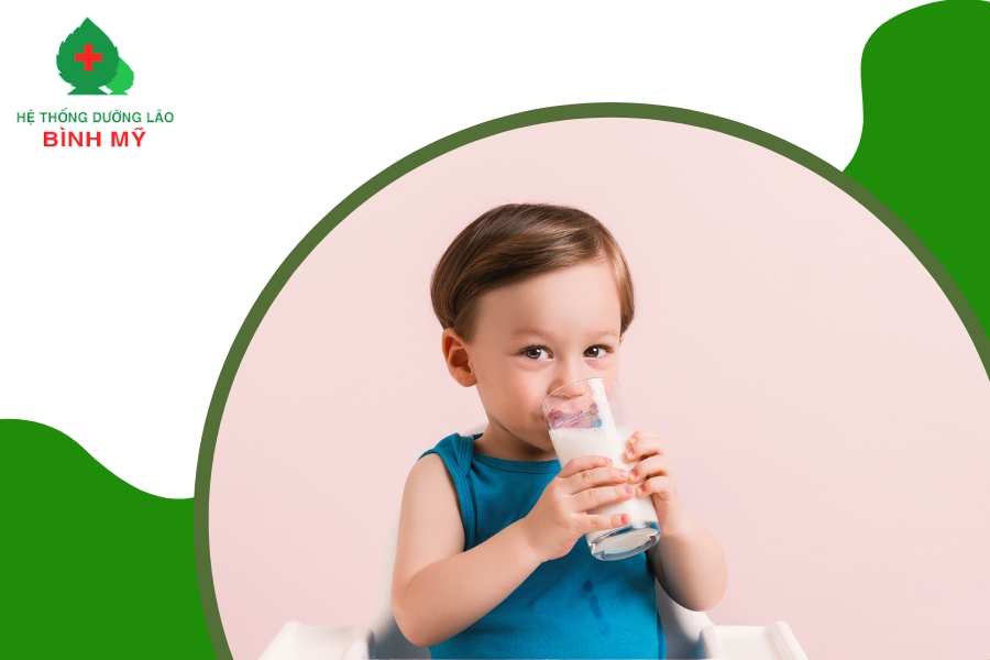 Trẻ tự kỷ có nên uống sữa không? Sữa dành cho trẻ tự kỷ loại nào tốt?