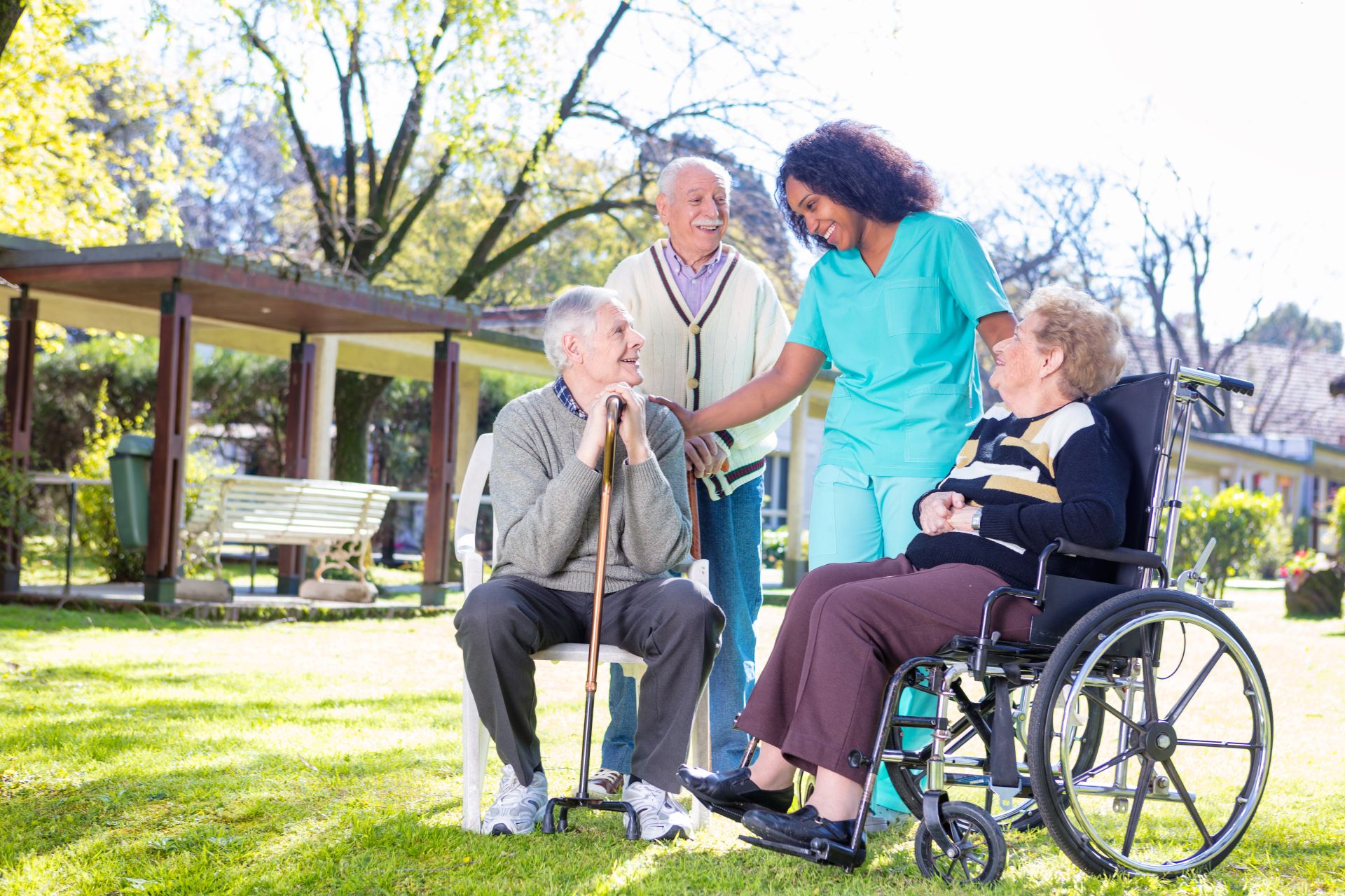 Đội ngũ nhân viên tại viện dưỡng lão là một yếu tố quan trọng quyết định đến chất lượng dịch vụ và mức chi phí.