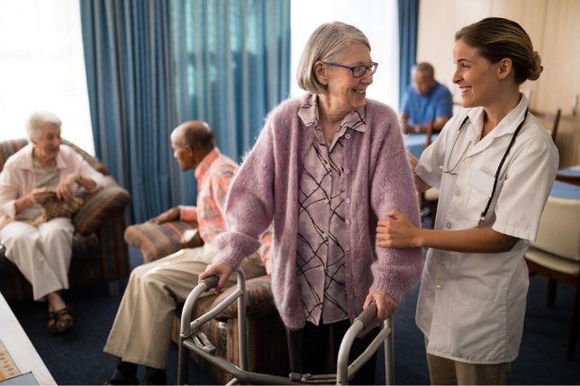 Trung tâm nghỉ dưỡng cung cấp các các dịch vụ chăm sóc sức khỏe cho người cao tuổ