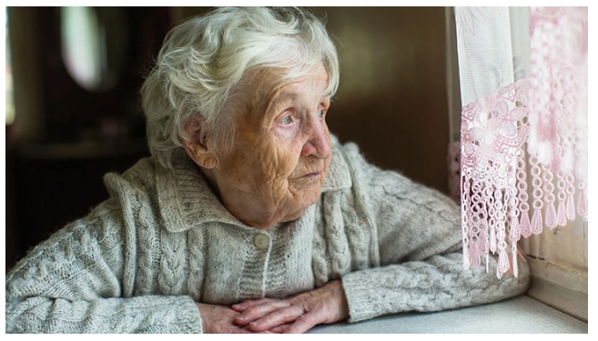 Những thách thức khi người cao tuổi sống một mình