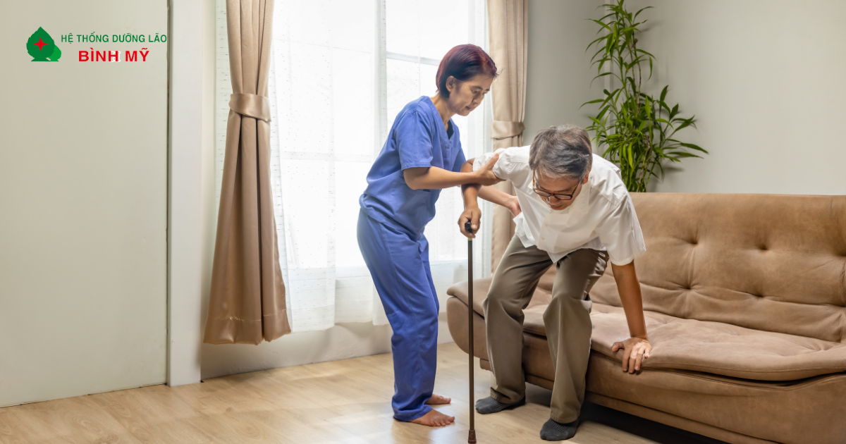 Mất cơ là tình trạng phổ biến ở người cao tuổi