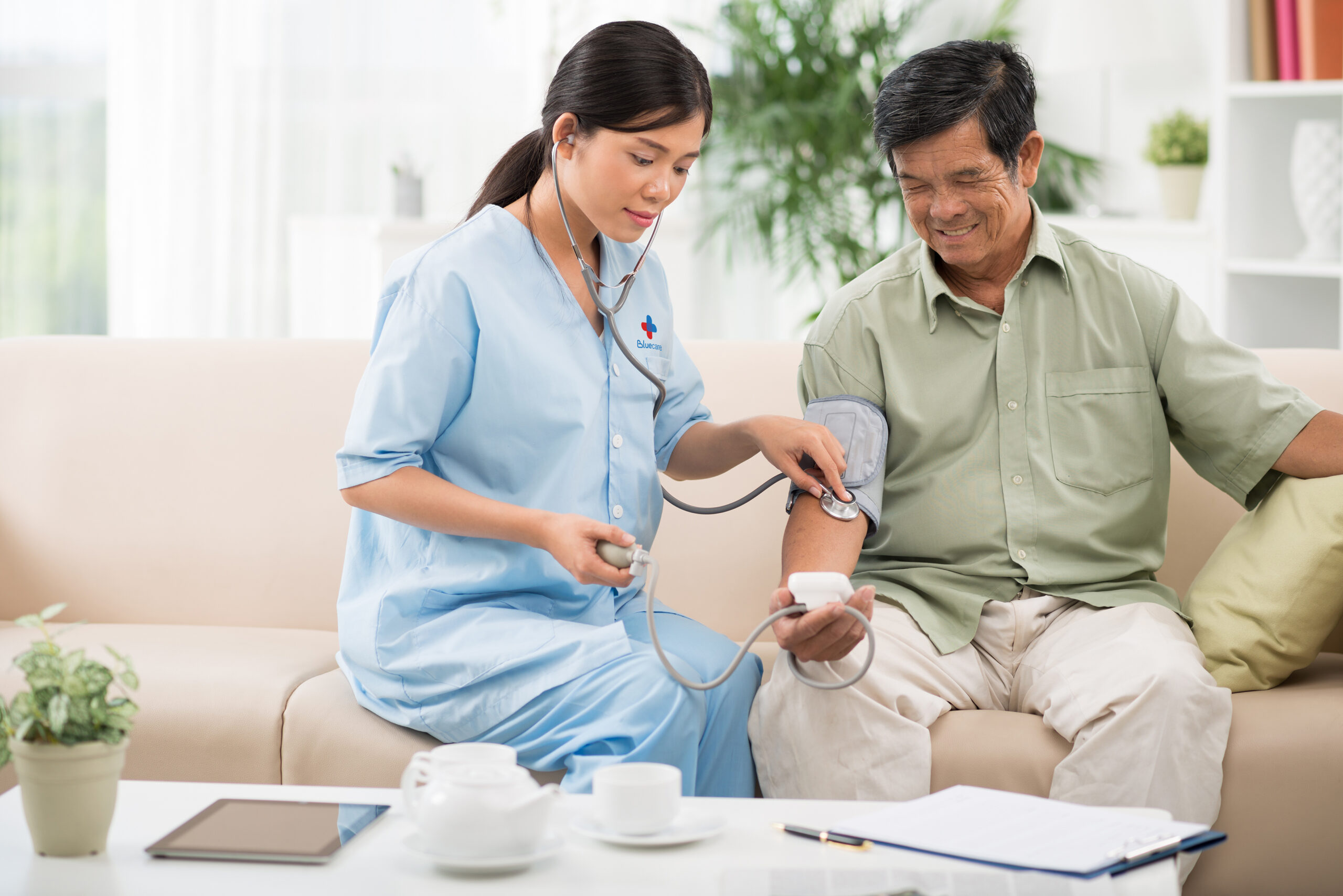 gười cao tuổi sẽ được chăm sóc y tế một cách bài bản ngay tại chính ngôi nhà thân quen của mình