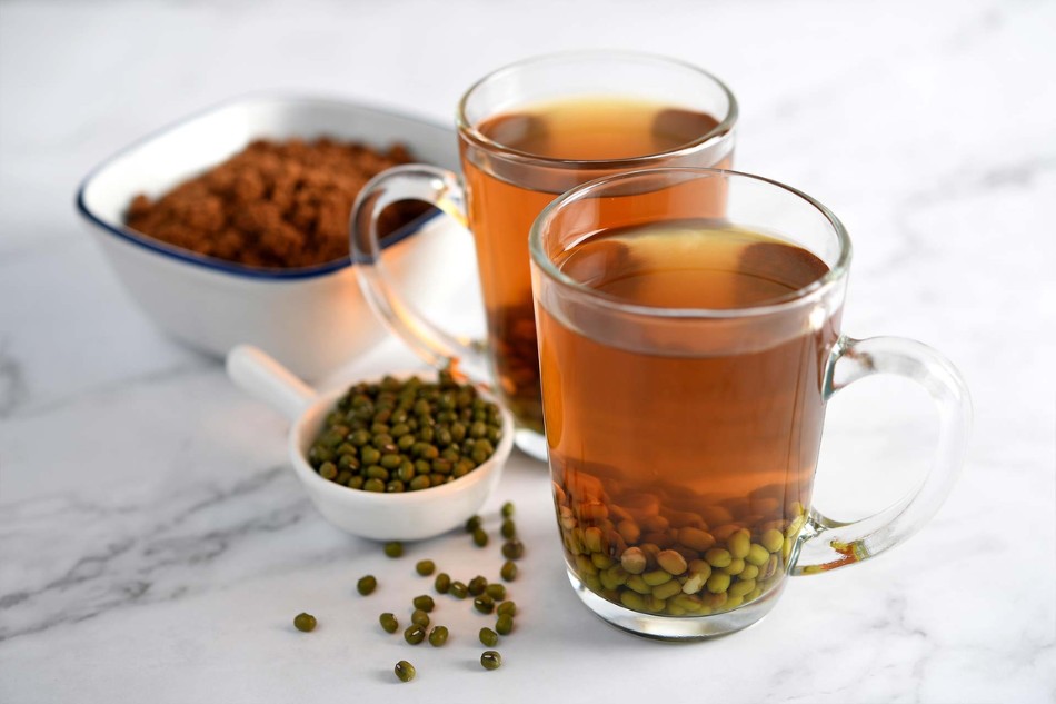 Nước đậu xanh rang – thanh lọc nhẹ nhàng