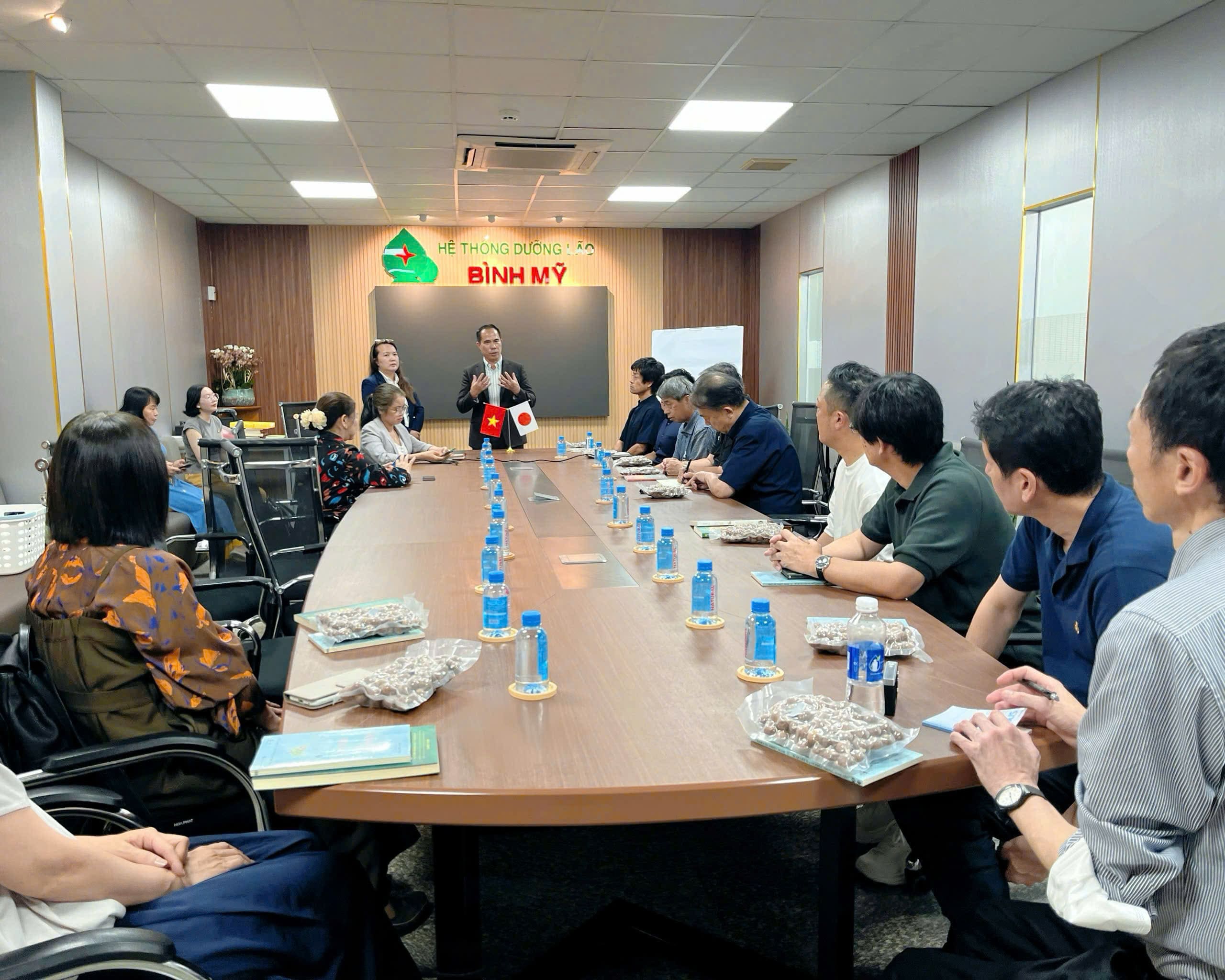 Đoàn khách Nhật Bản đến thăm và tìm hiểu Hệ thống Dưỡng lão Bình Mỹ tại Việt Nam