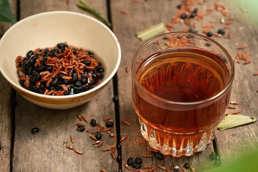Trà gạo lứt, nước đậu đen giúp giảm đường huyết