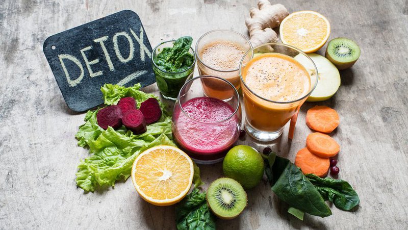 Người lớn tuổi cần cẩn trọng khi sử dụng detox