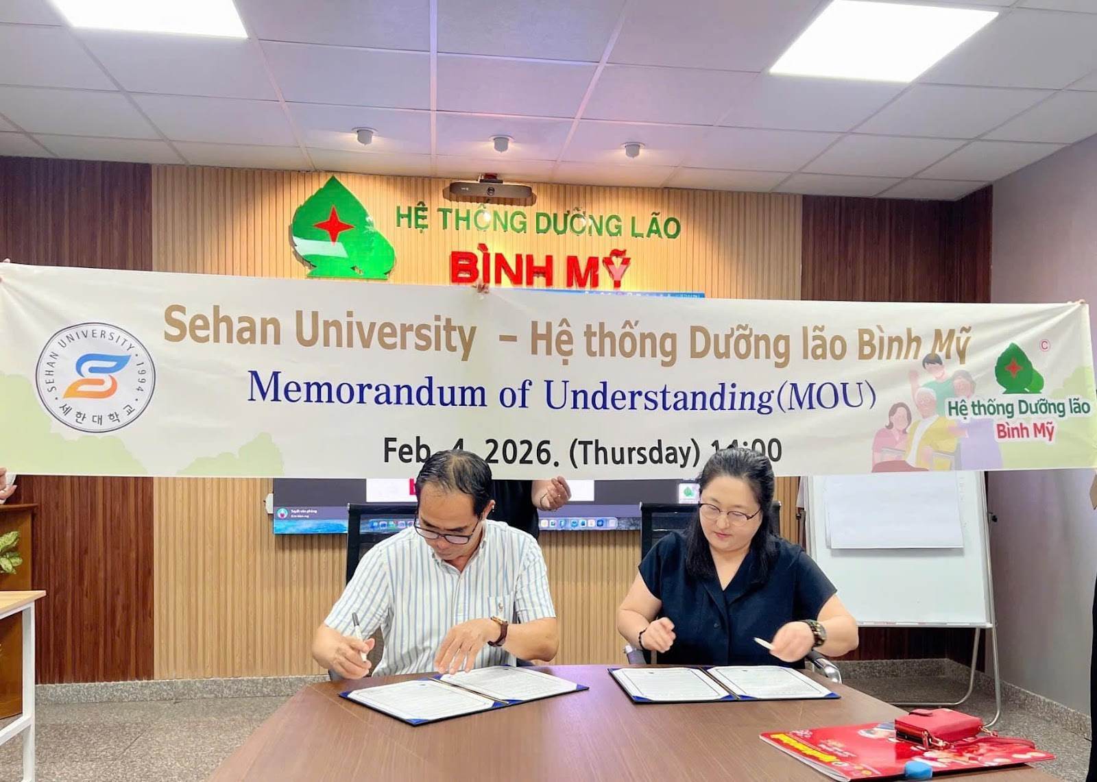 hợp tác Hàn việt chăm sóc người cao tuổi